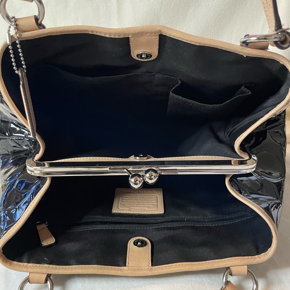 Vintage Authentic Coach Black Patent Leather Signature Shoulder Bag Purse F25487 - Picture 13 of 14
